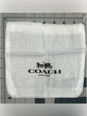 Coach White 8×8 Dust Bag